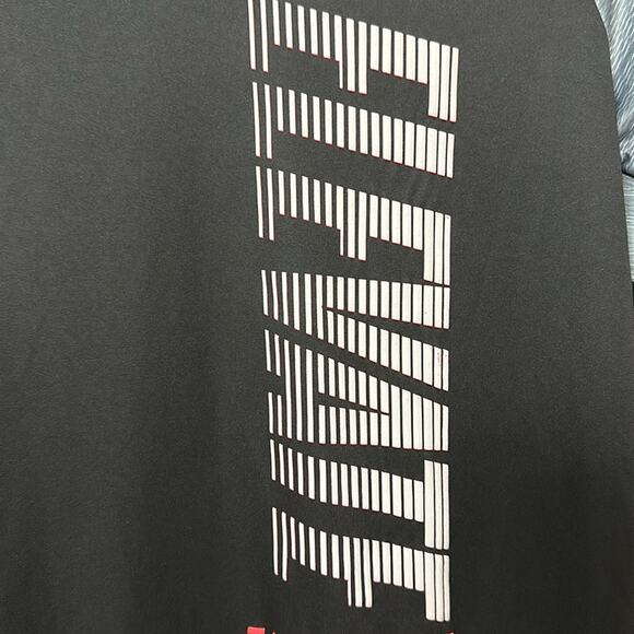 Athletic Works Driworks
Long Sleeve Workout
Shirt kids size XXL/ 2XG (18) - Picture 2 of 5